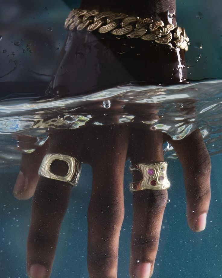 MADE FOR EVERYDAY LIFE