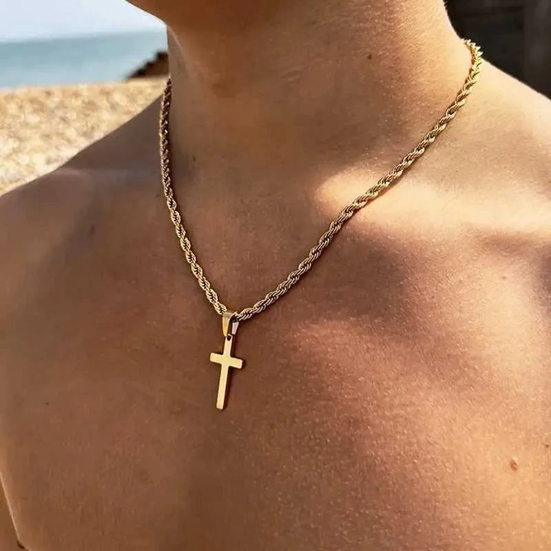 SIENA CROSS NECKLACE™