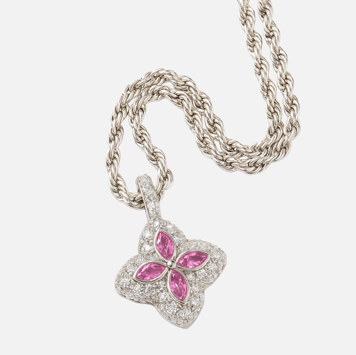 CLOVER ICED CHAIN
