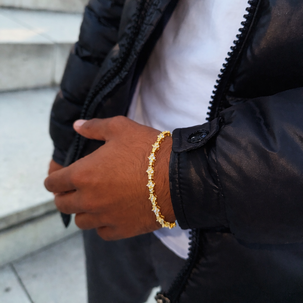 CELESTIA GOLD-ARMBAND™